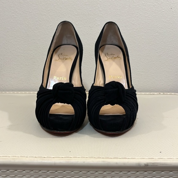 Christian Louboutin Greissimo Suede Pumps - Picture 3 of 12